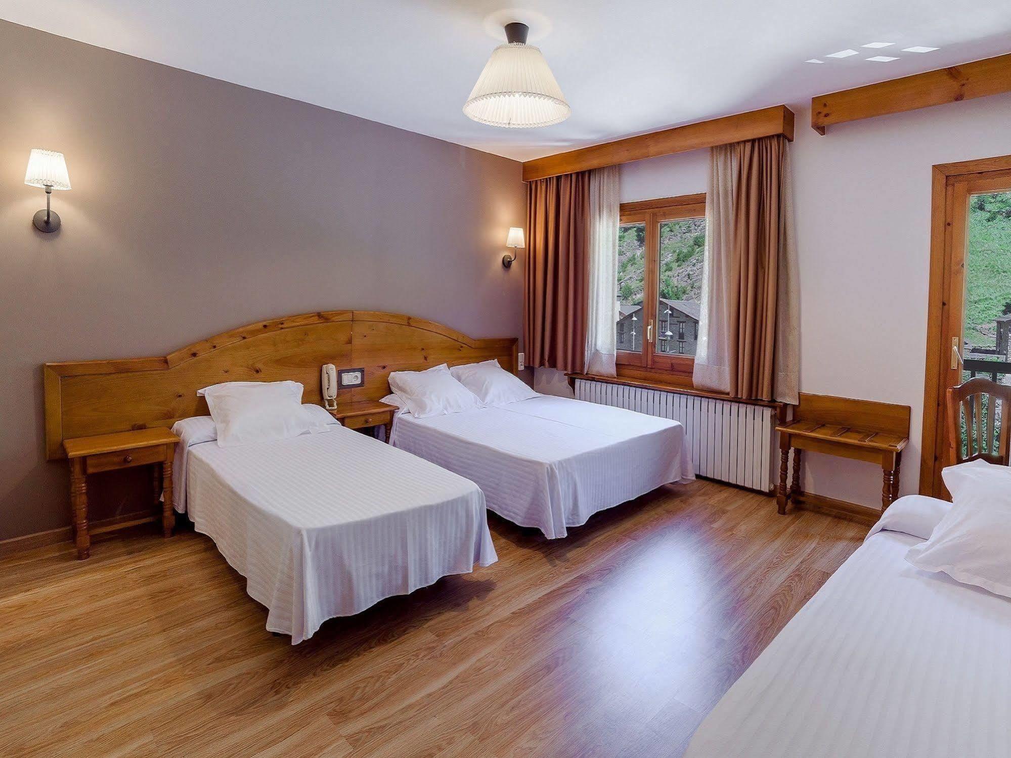 Hotel Sant Miquel Andorra la Vella Exterior photo